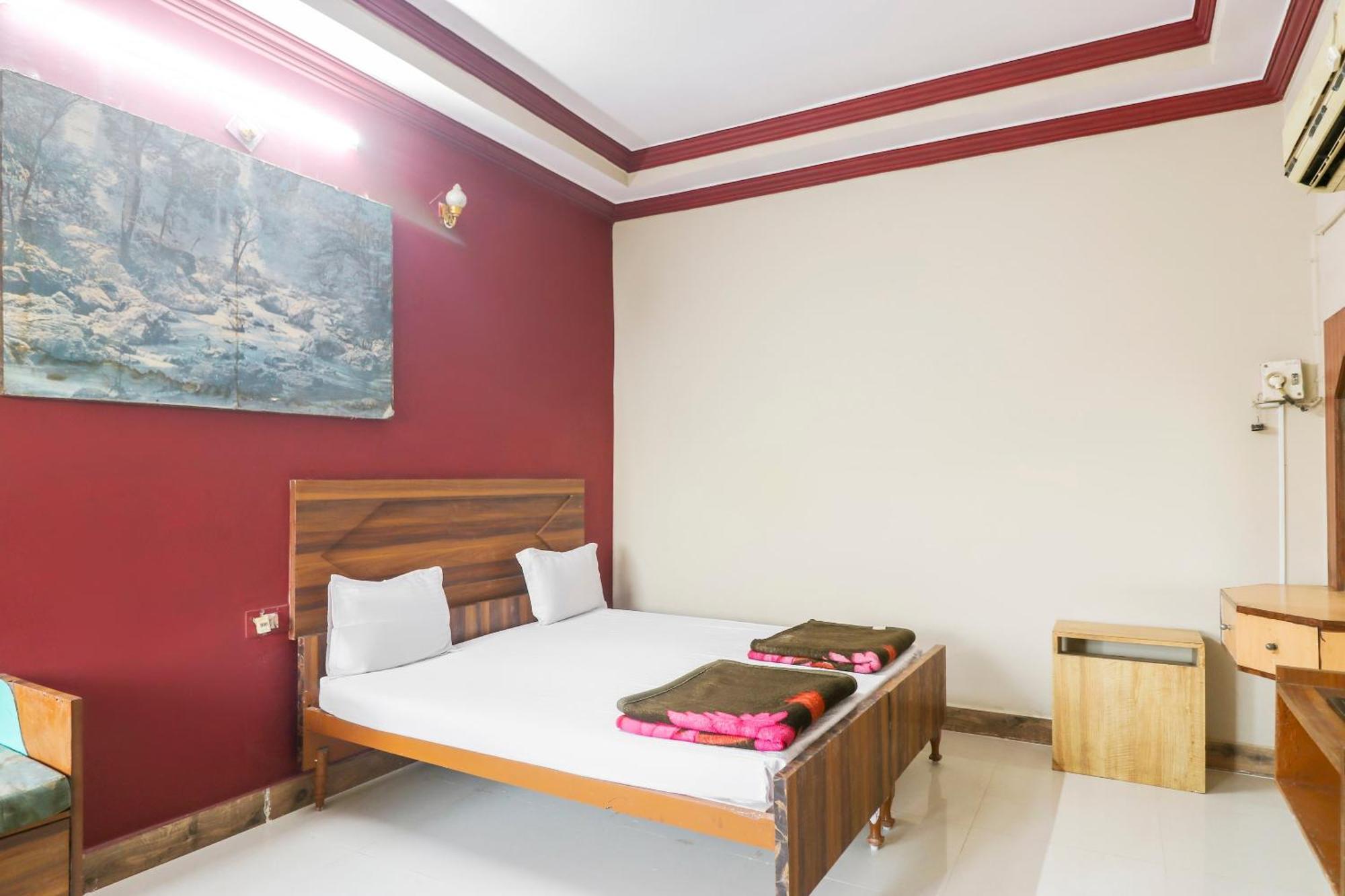 Spot On Hotel Poonam Jagdalpur Exterior photo